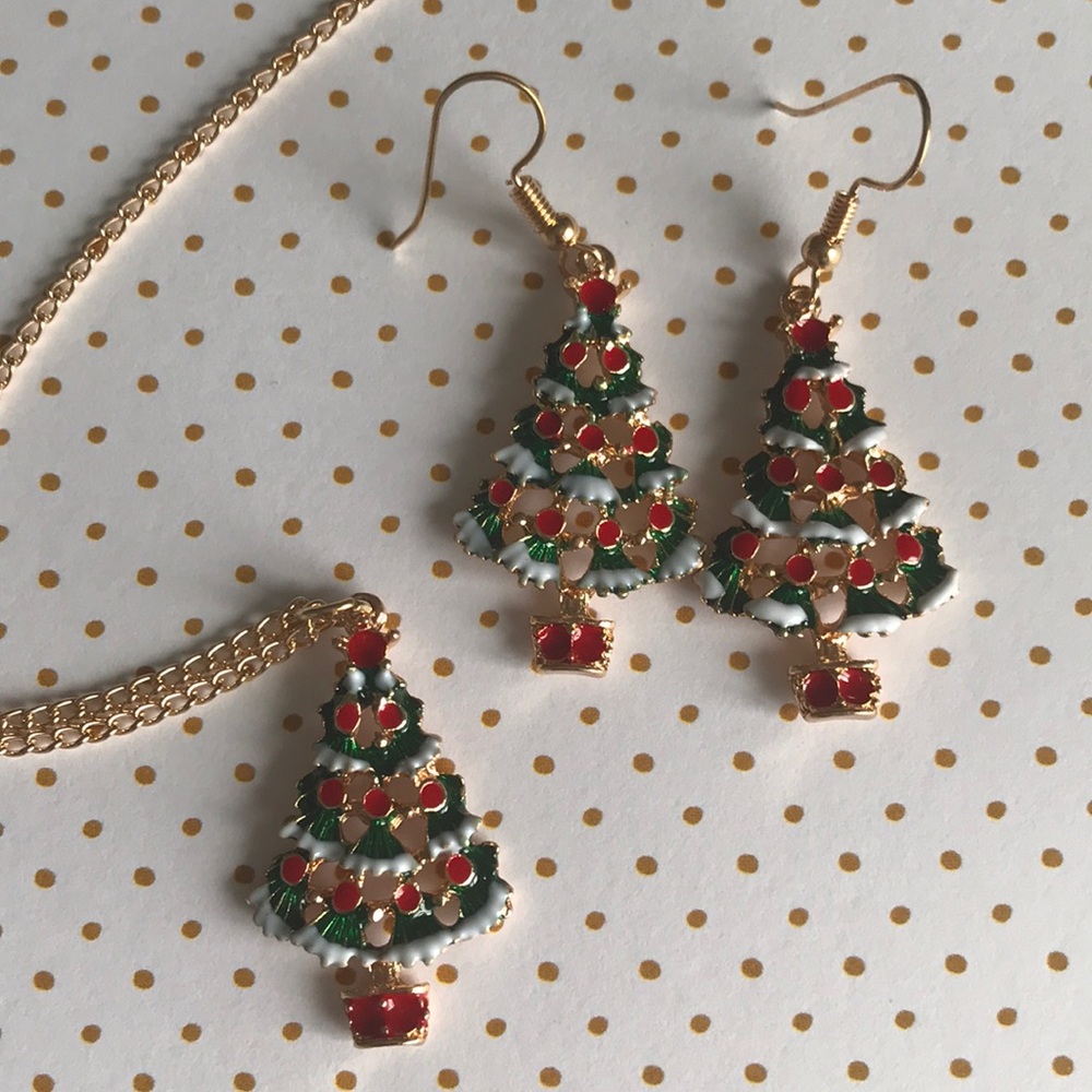 Christmas🎄Tree Necklace with Matching Earrings🎄